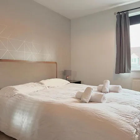 The Retreat - 4 Bedroom Townhouse Leeds (West Yorkshire)