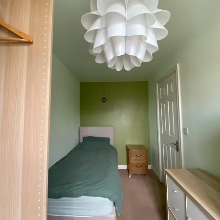 The Retreat - 4 Bedroom Townhouse Semesterbostad *