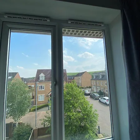 The Retreat - 4 Bedroom Townhouse Holiday home *