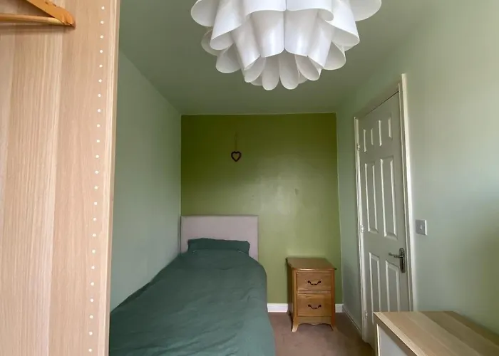 The Retreat - 4 Bedroom Townhouse 度假居 *