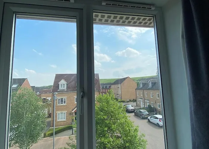 The Retreat - 4 Bedroom Townhouse Semesterbostad *